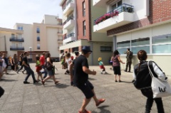 Attentifs Ensemble 79 * 6240 x 4160 * (11.19MB)